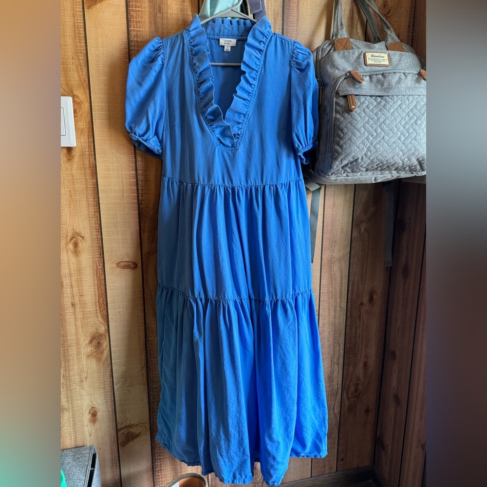 Crown & Ivy Blue Maxi Dress